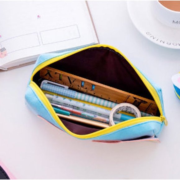 Kitten Pencil Case - Picture 3 of 9